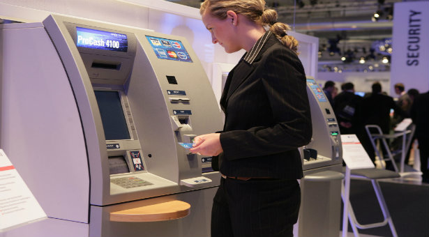 Lanzan aplicación que podría extinguir los bancos y cajeros automáticos